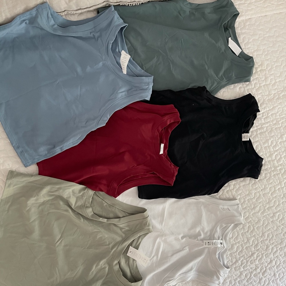 Paragon crop tops